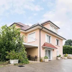  Appartement Indépendant En Maison à 15 Min De Lyon France